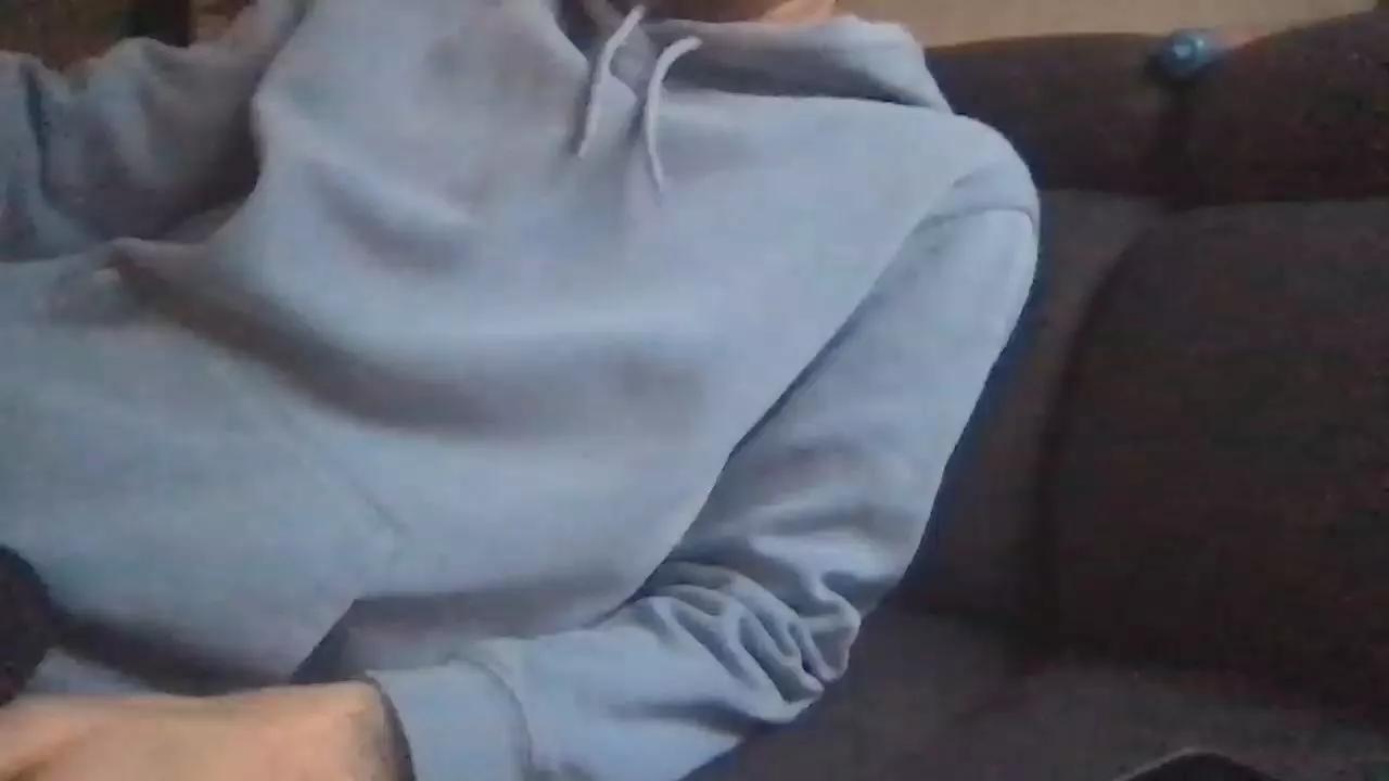 Mr_02_93 on Cam4 