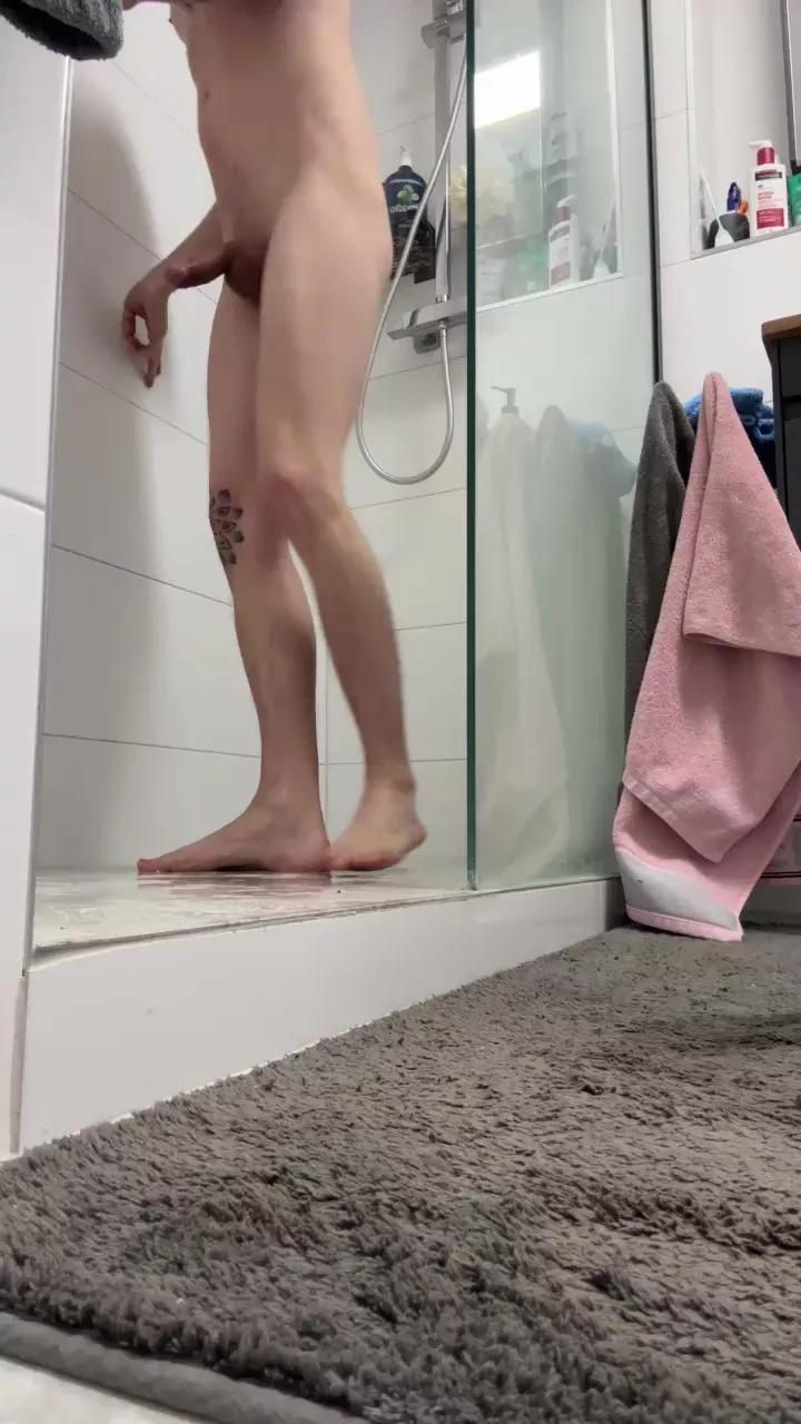 Mr_02_93 on Cam4 