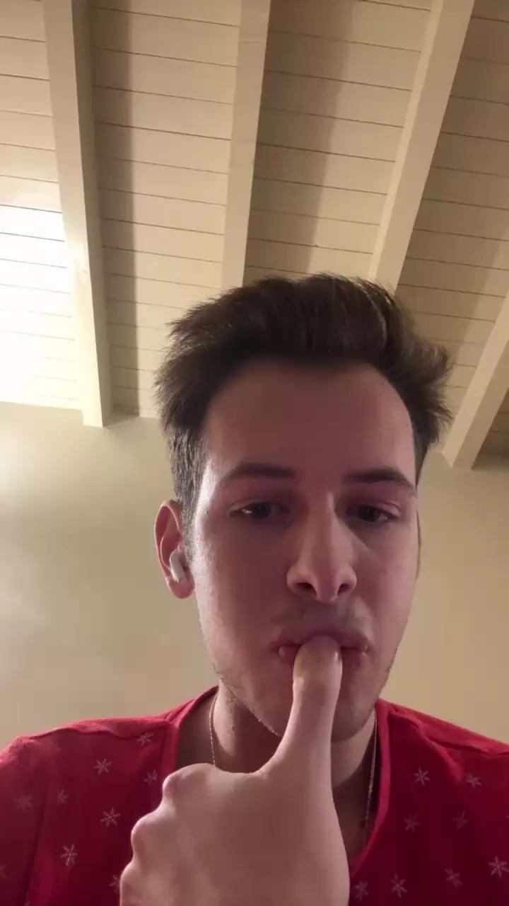Naughtygol on Cam4 