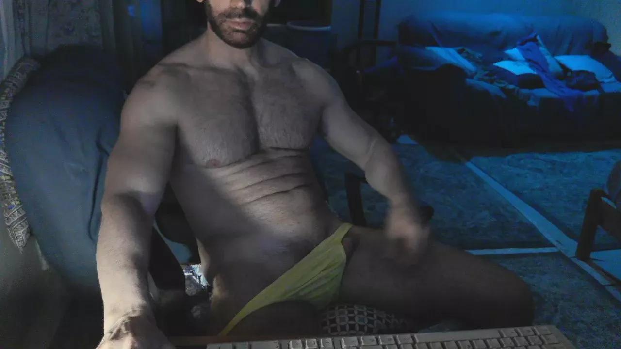 Olmo_hot on Cam4 
