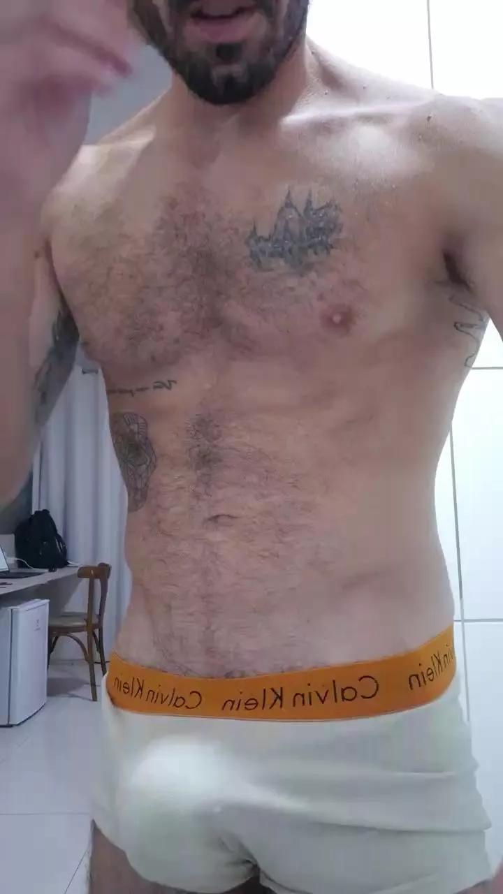 outlander222 on Cam4 