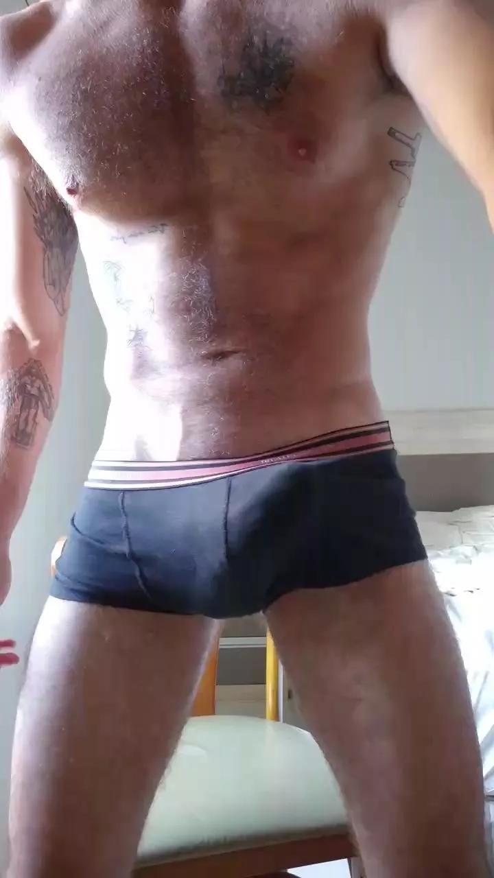 outlander222 on Cam4 