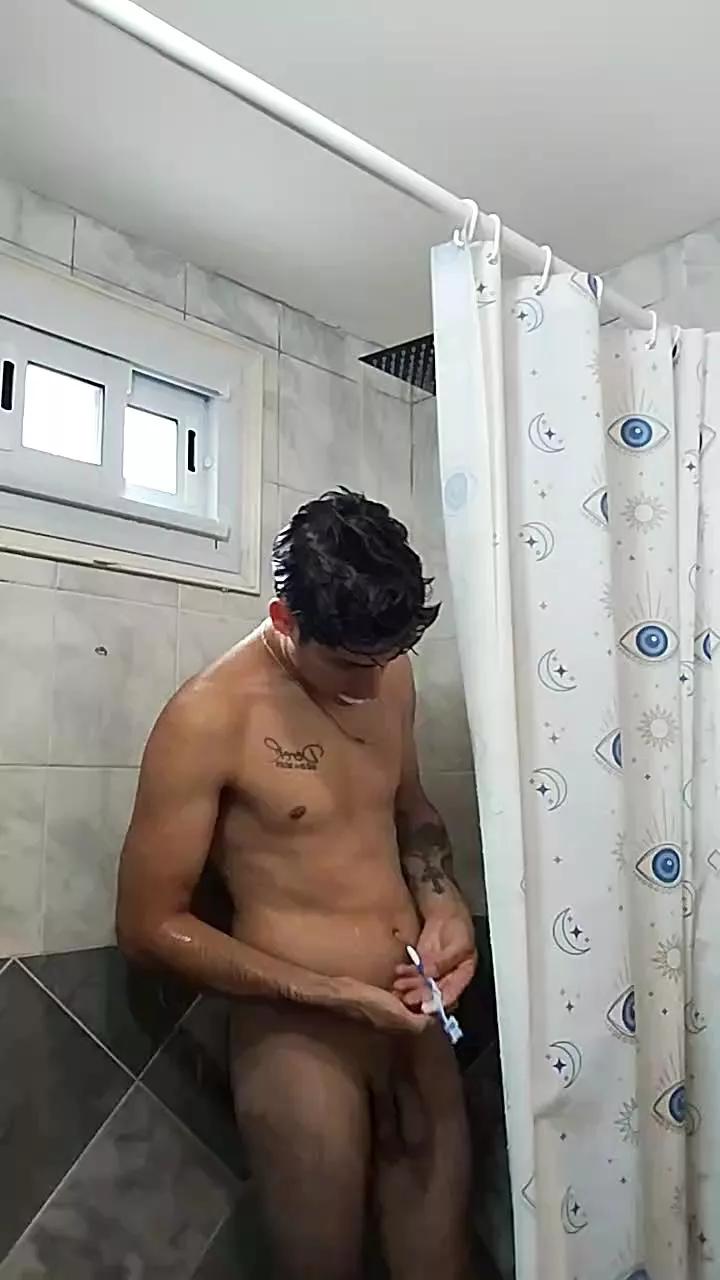 Pabloxx24 on Cam4 