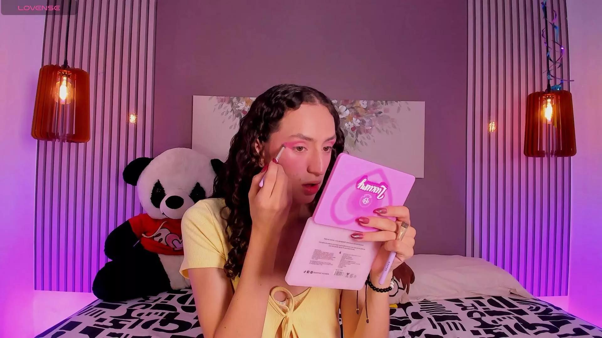 pinky_peach_ on Cam4 