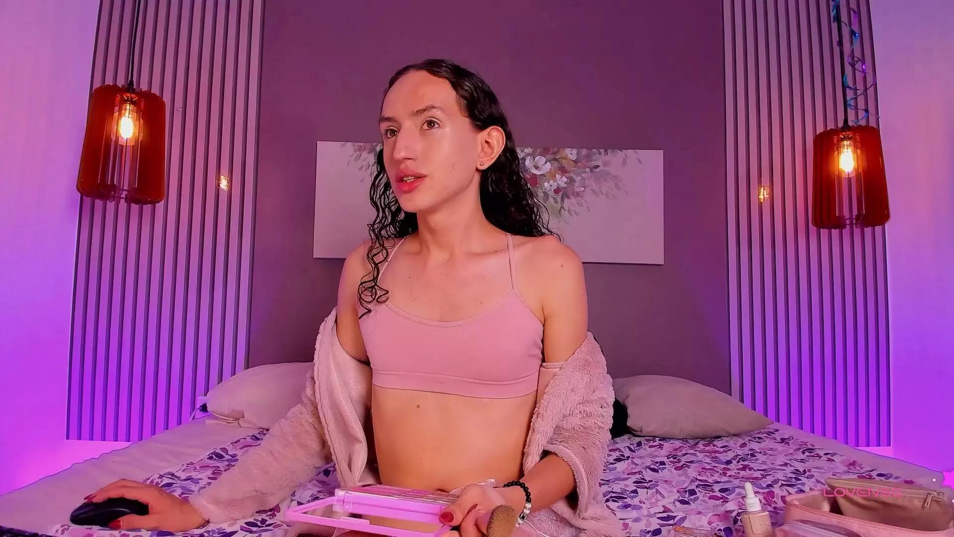 pinky_peach_ on Cam4 