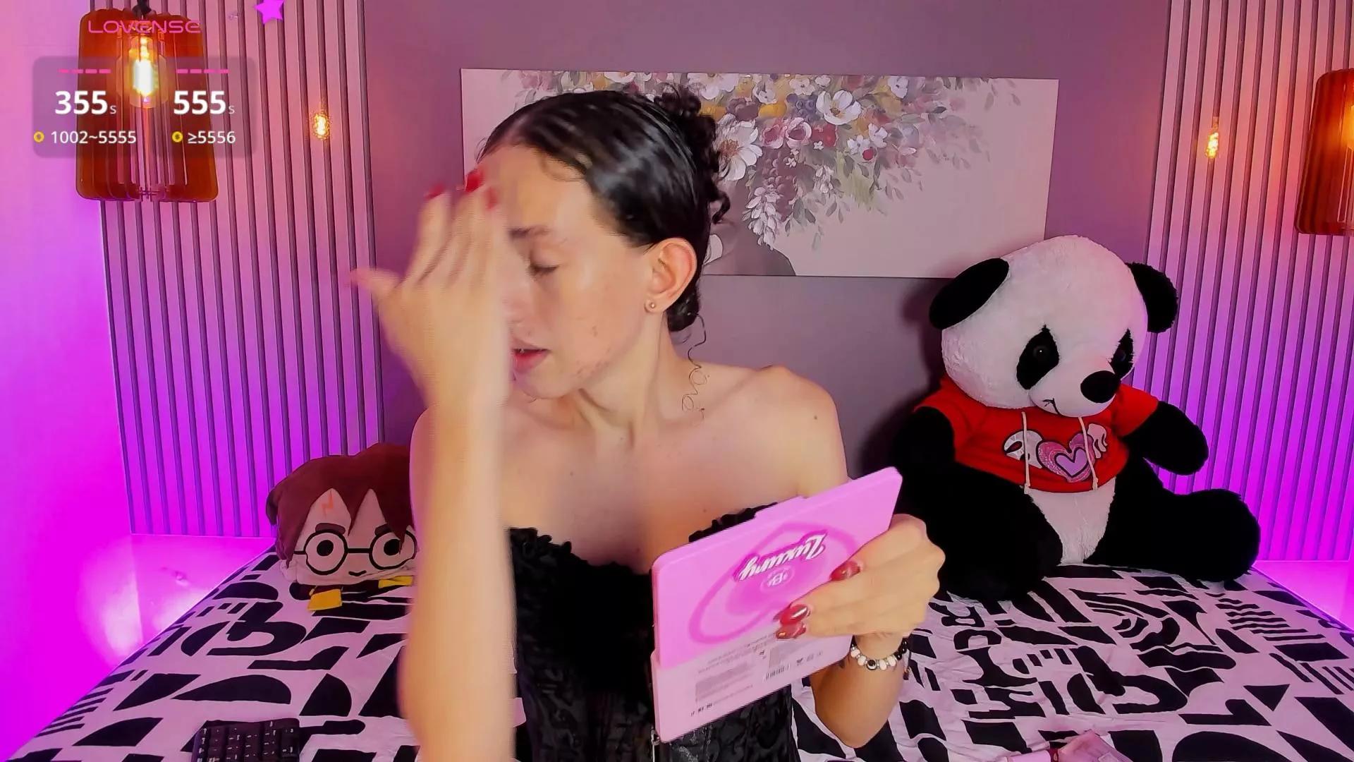 pinky_peach_ on Cam4 