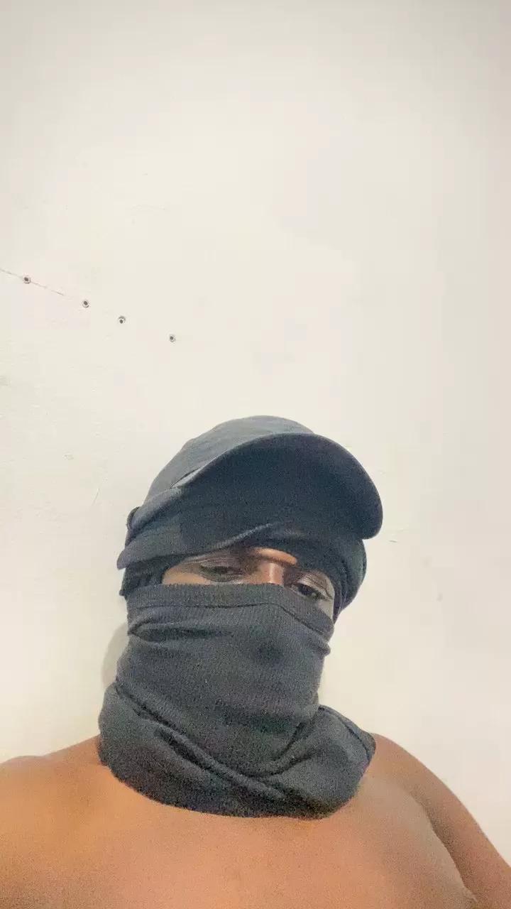 Preto4m on Cam4 