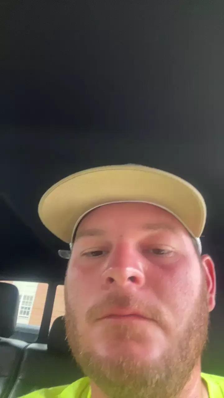 redneck60 on Cam4 