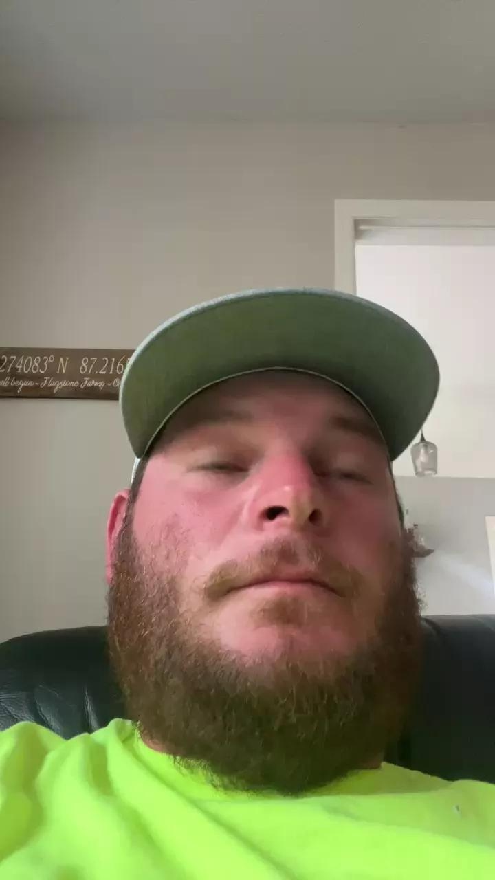 redneck60 on Cam4 