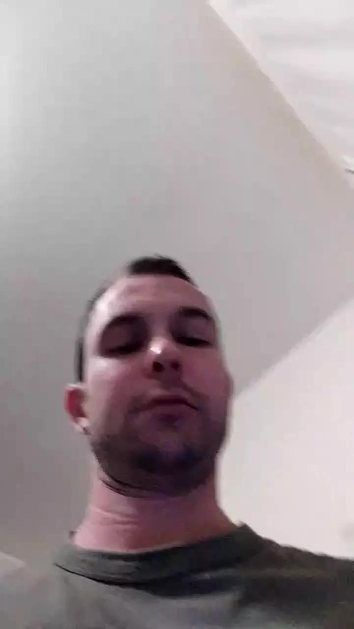 riccardoyeah on Cam4 