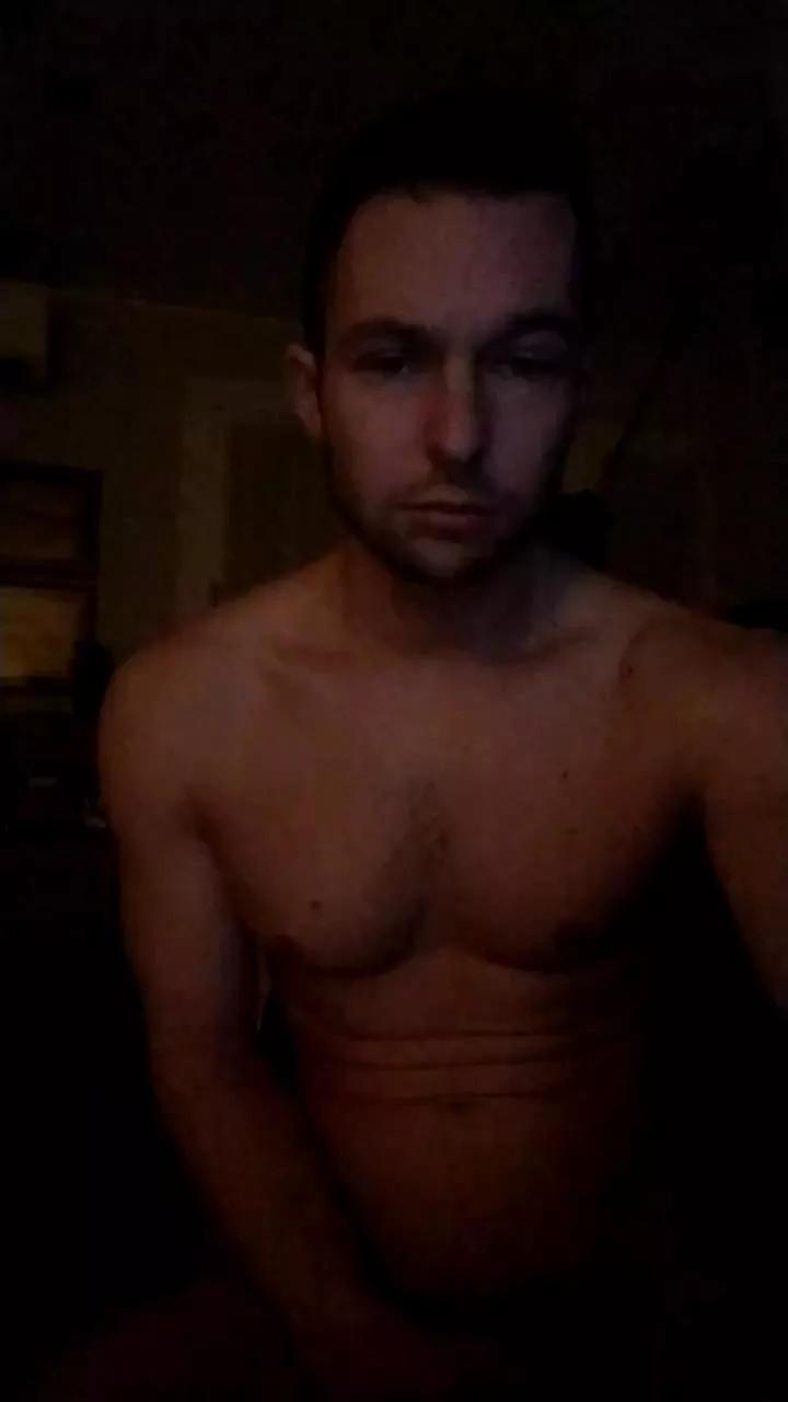 riccardoyeah on Cam4 
