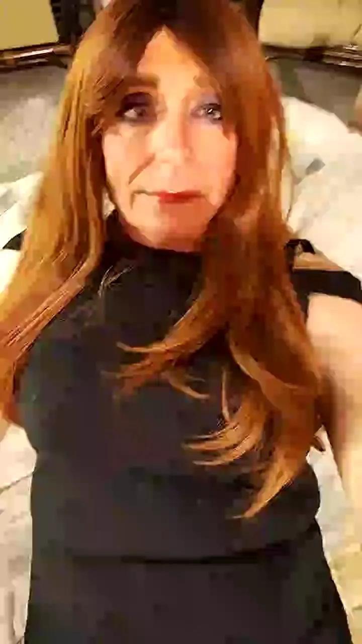 Saabrinaahot on Cam4 