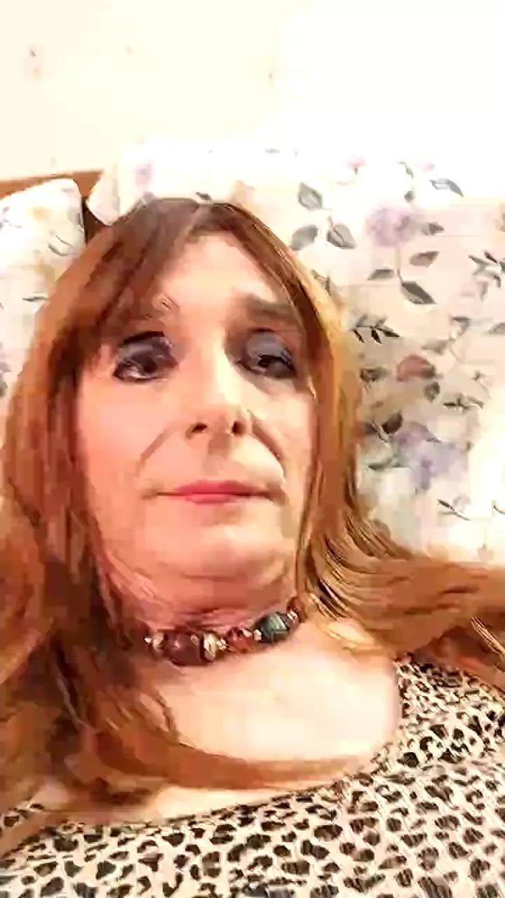 Saabrinaahot on Cam4 