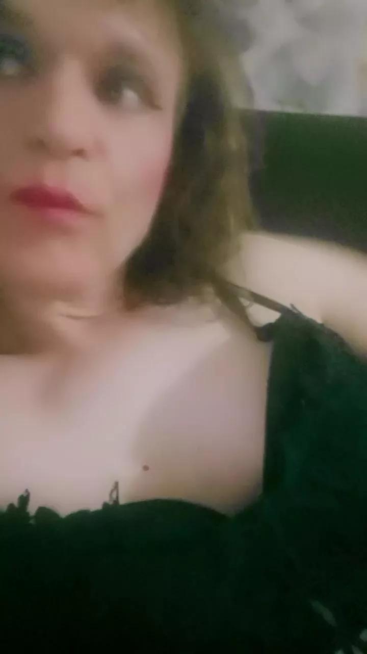 SabrinaTrv on Cam4 