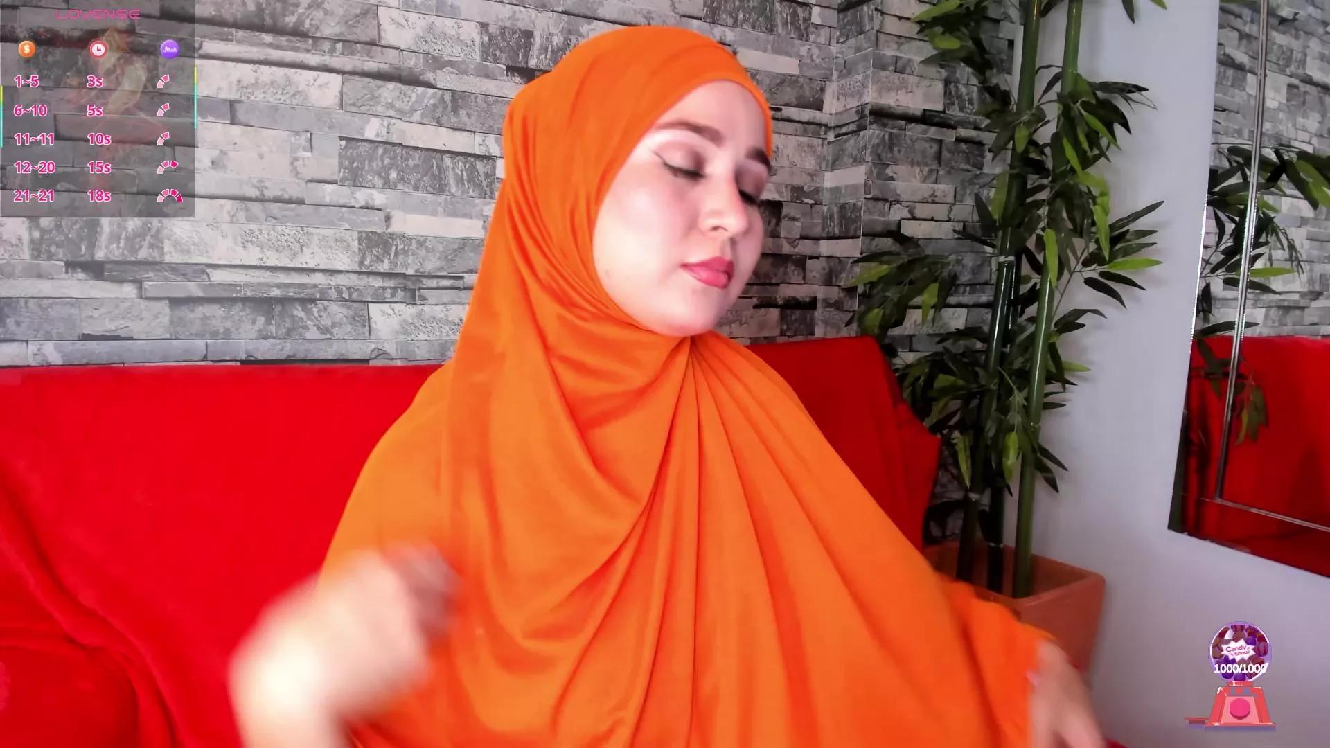 SamiQuest on Cam4 