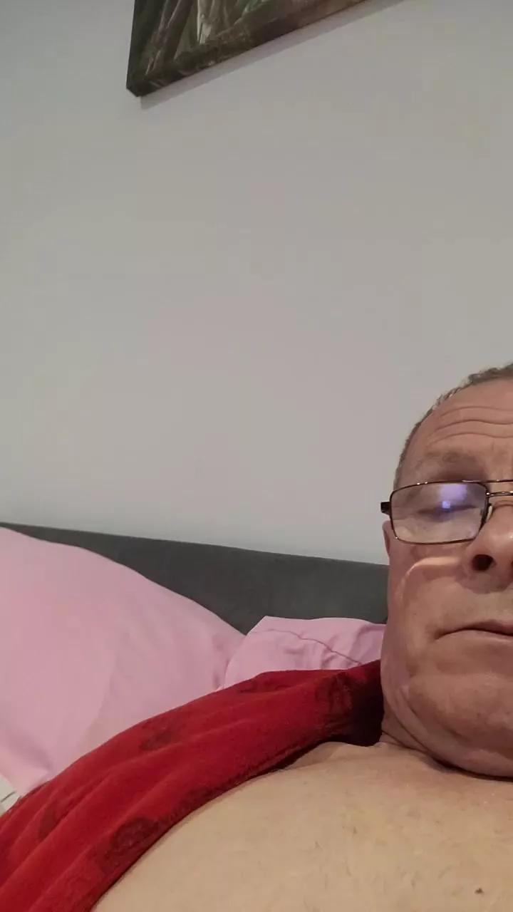 Sealofapproval on Cam4 
