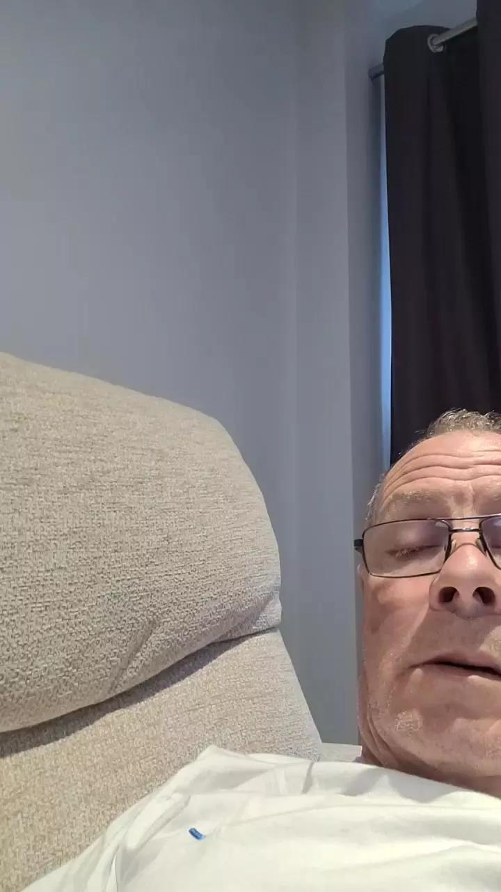 Sealofapproval on Cam4 