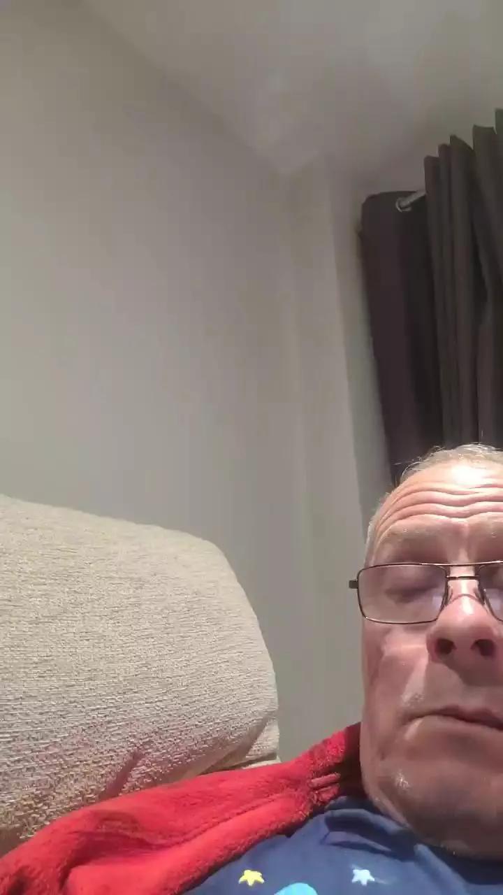 Sealofapproval on Cam4 