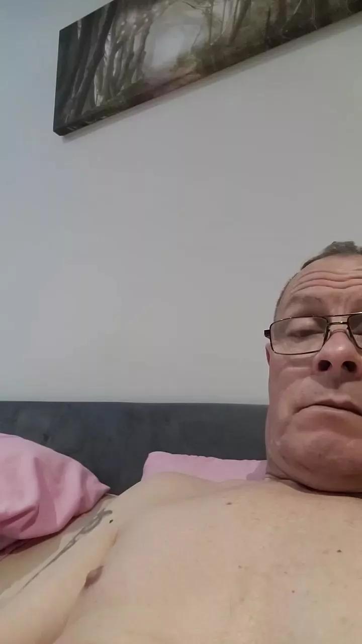 Sealofapproval on Cam4 
