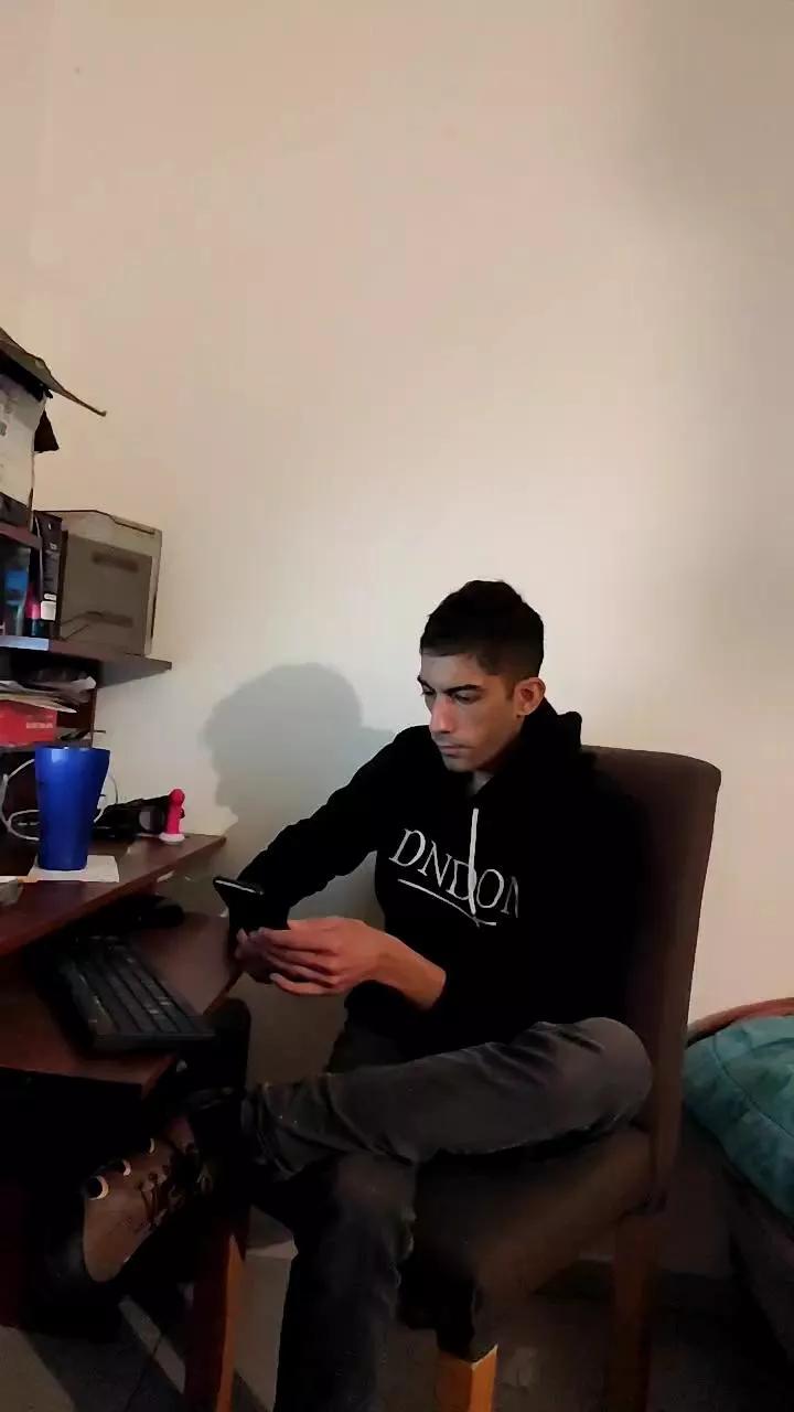 ShebasGhon07 on Cam4 