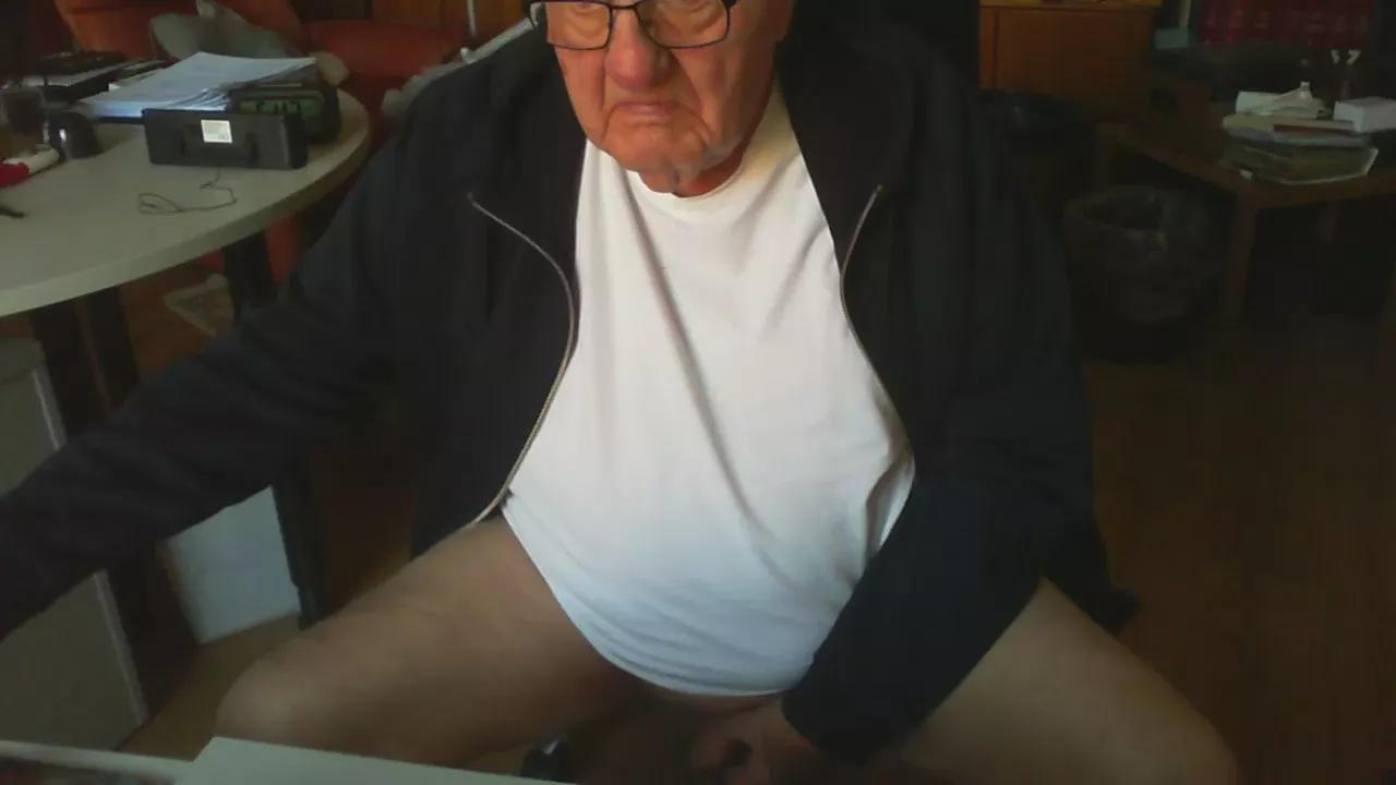 stifter44 on Cam4 