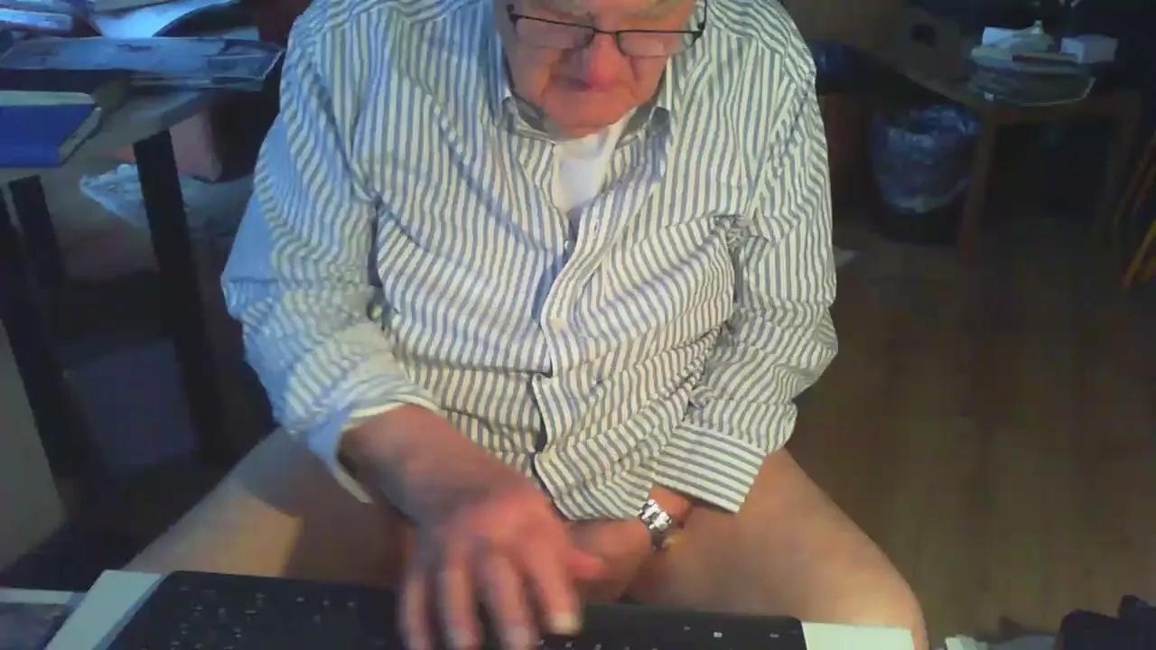 stifter44 on Cam4 