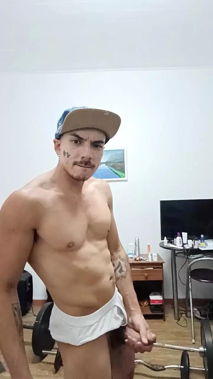 thisclownboy on Cam4 