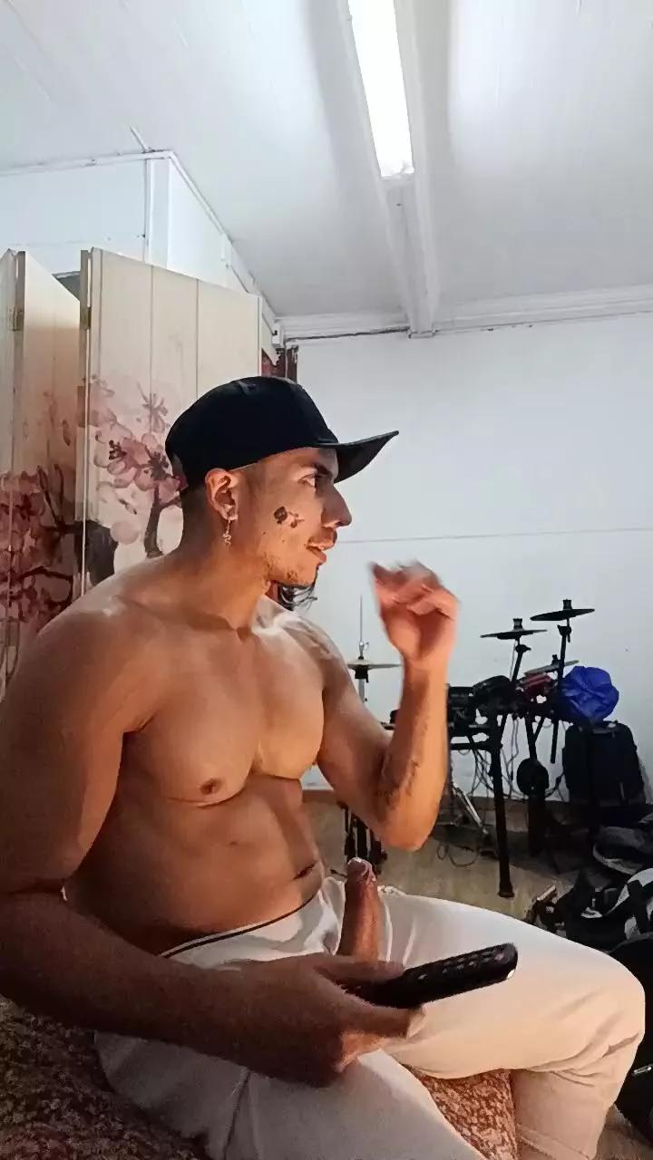 thisclownboy on Cam4 