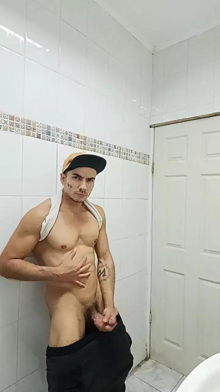thisclownboy on Cam4 