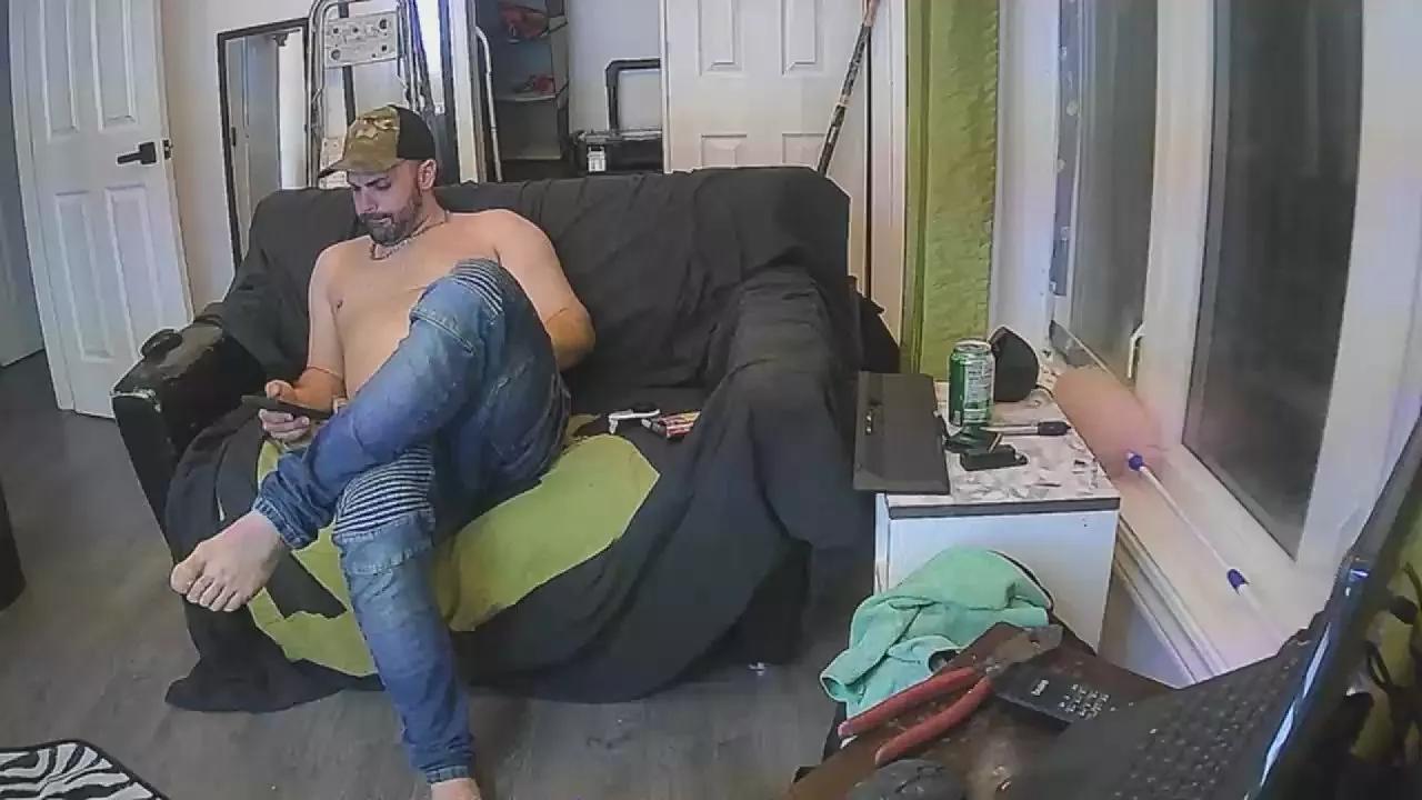 volcom_25 on Cam4 