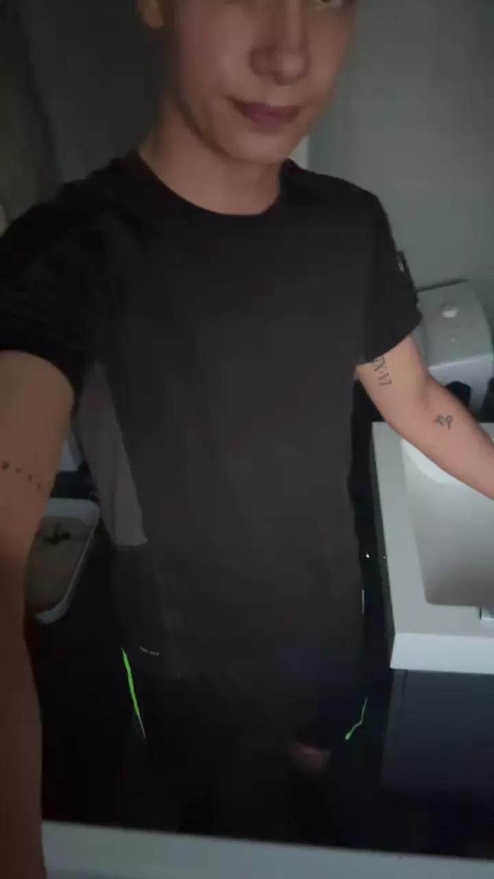 wantedboy3 on Cam4 