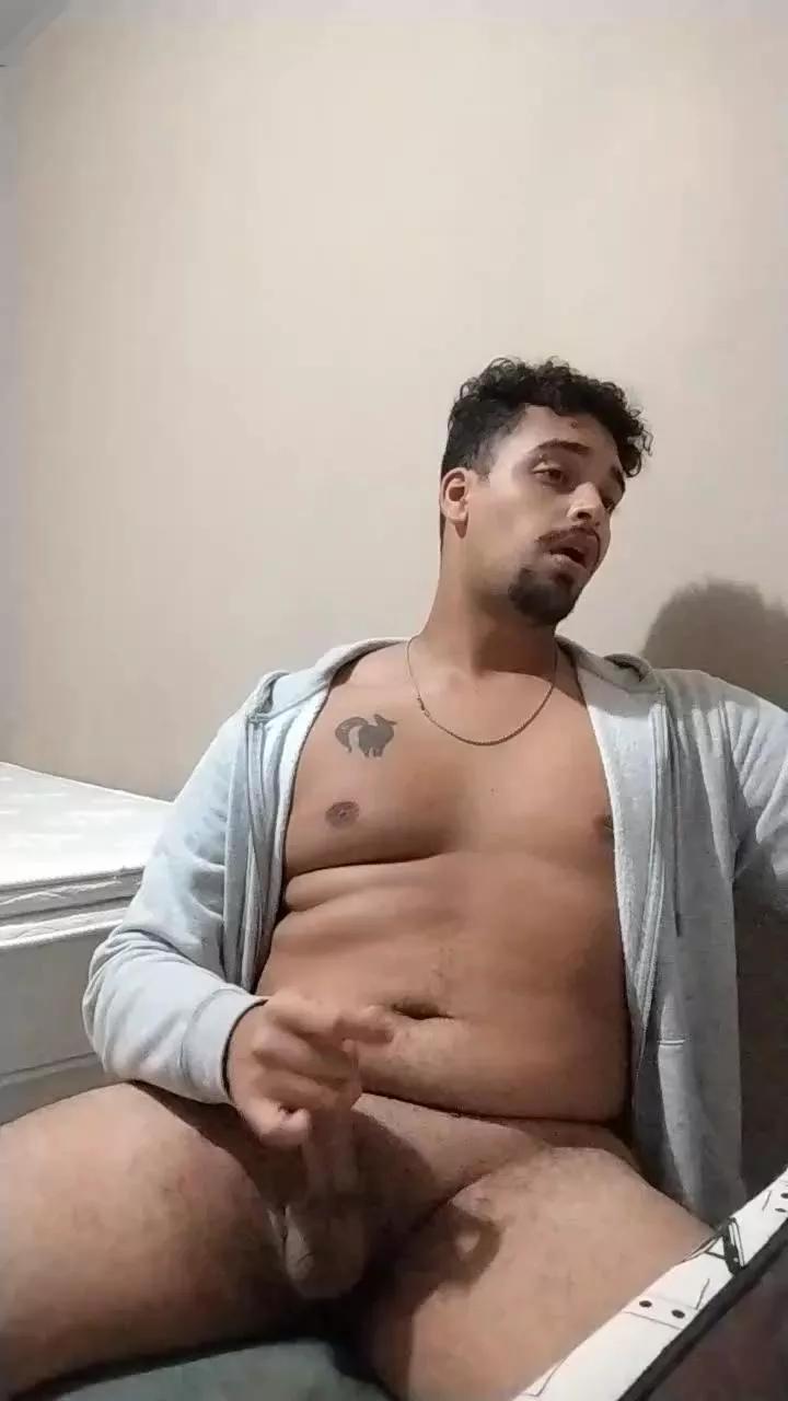 xcumshot3323 on Cam4 