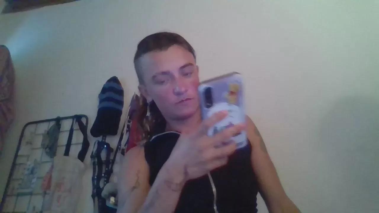 xnaroa on Cam4 