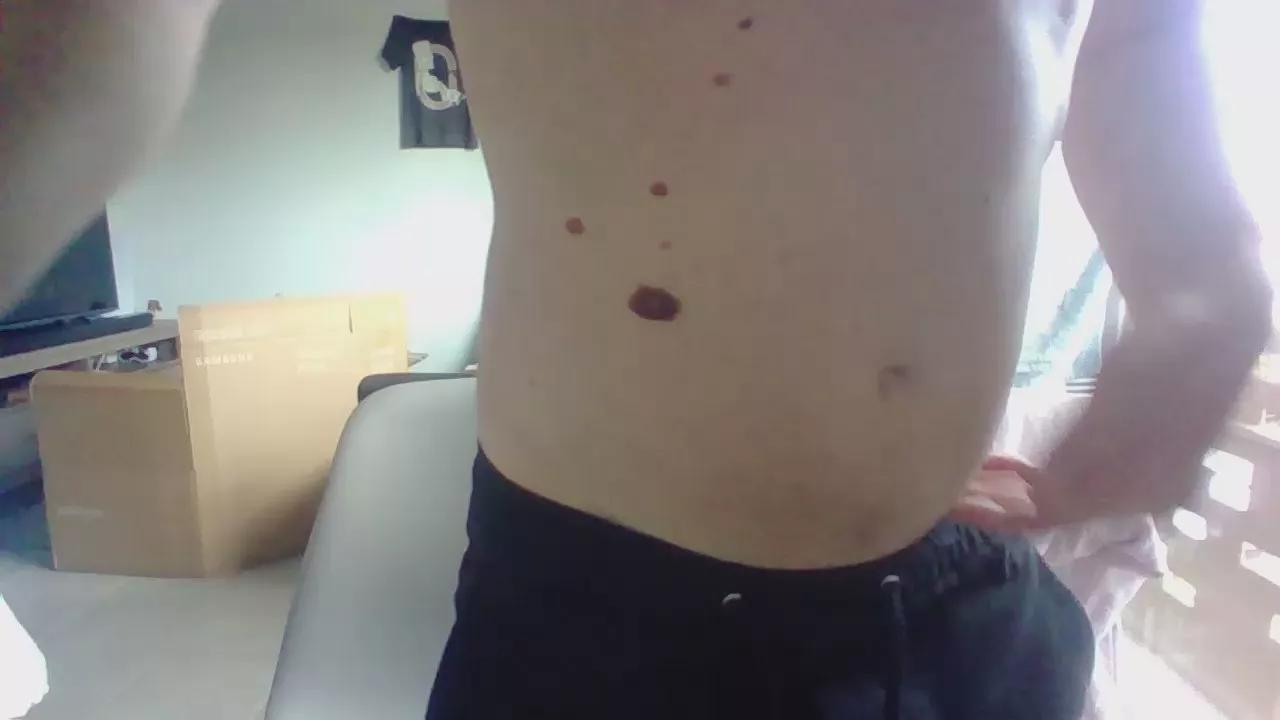 yeazzyy69 on Cam4 