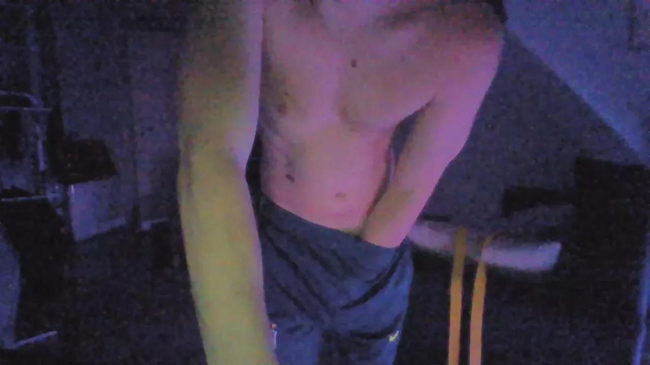 yeazzyy69 on Cam4 