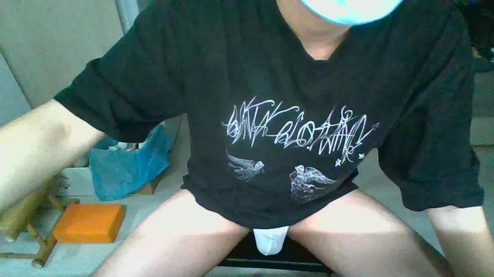 yue2000 on Cam4 