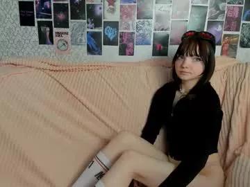 Freechat animealica on Chaturbate