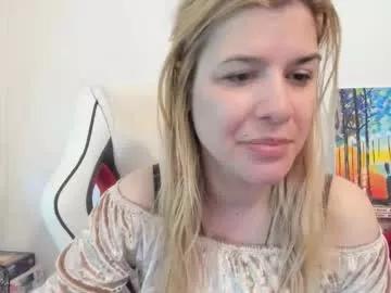 artsyandcraftsy_ on Chaturbate 