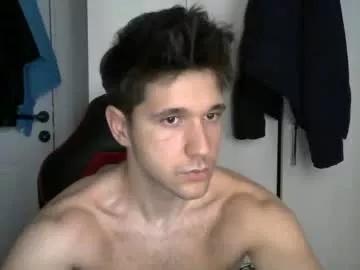 brownhaiir on Chaturbate