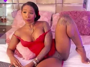 brunettklaryss on Chaturbate