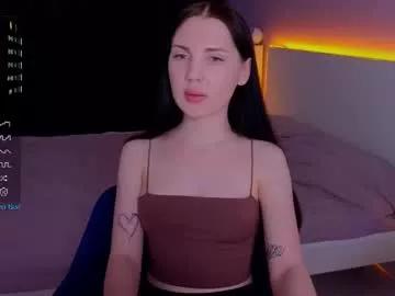 Freechat cherrystoun on Chaturbate