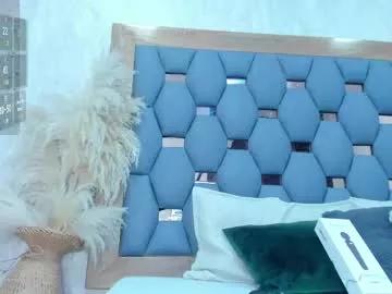 crystal_sm on Chaturbate