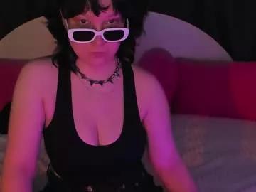dreamgirllove on Chaturbate