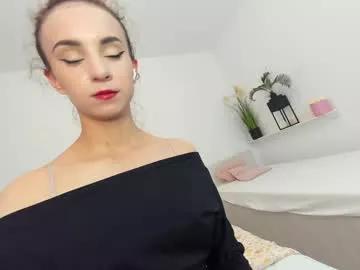 ehotlovea on Chaturbate