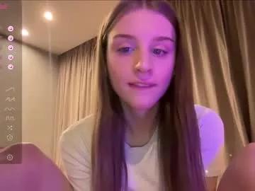 evie_may on Chaturbate