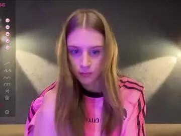 evie_may on Chaturbate