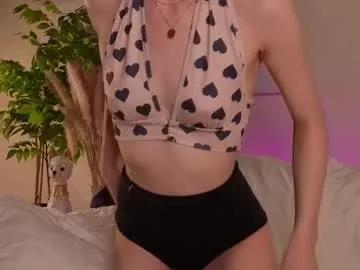 falinecrosthwaite on Chaturbate