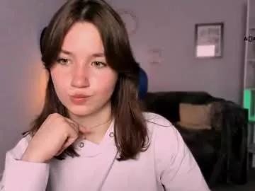 helli_belli on Chaturbate