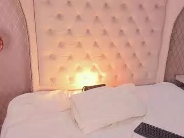 hiilaryfox on Chaturbate 