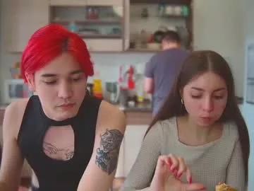 Freechat ihavepaws33 on Chaturbate